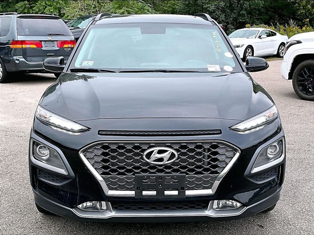 Used 2018 Black Hyundai Limited image 2