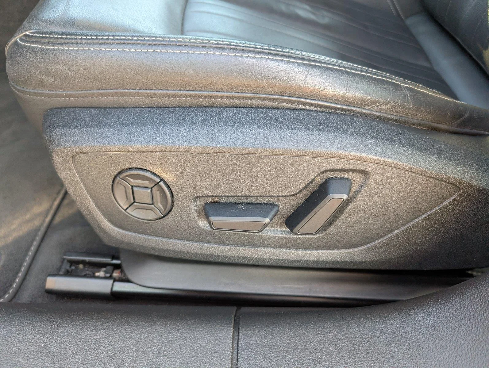 Used 2024 black Audi Premium Plus image 12