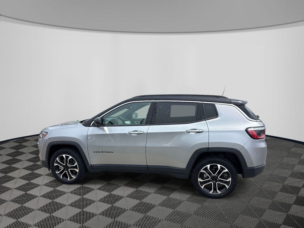 Used 2023 Silver Jeep Limited image 2