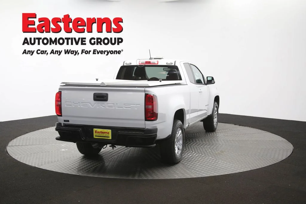 Used 2022 White Chevrolet LT image 39