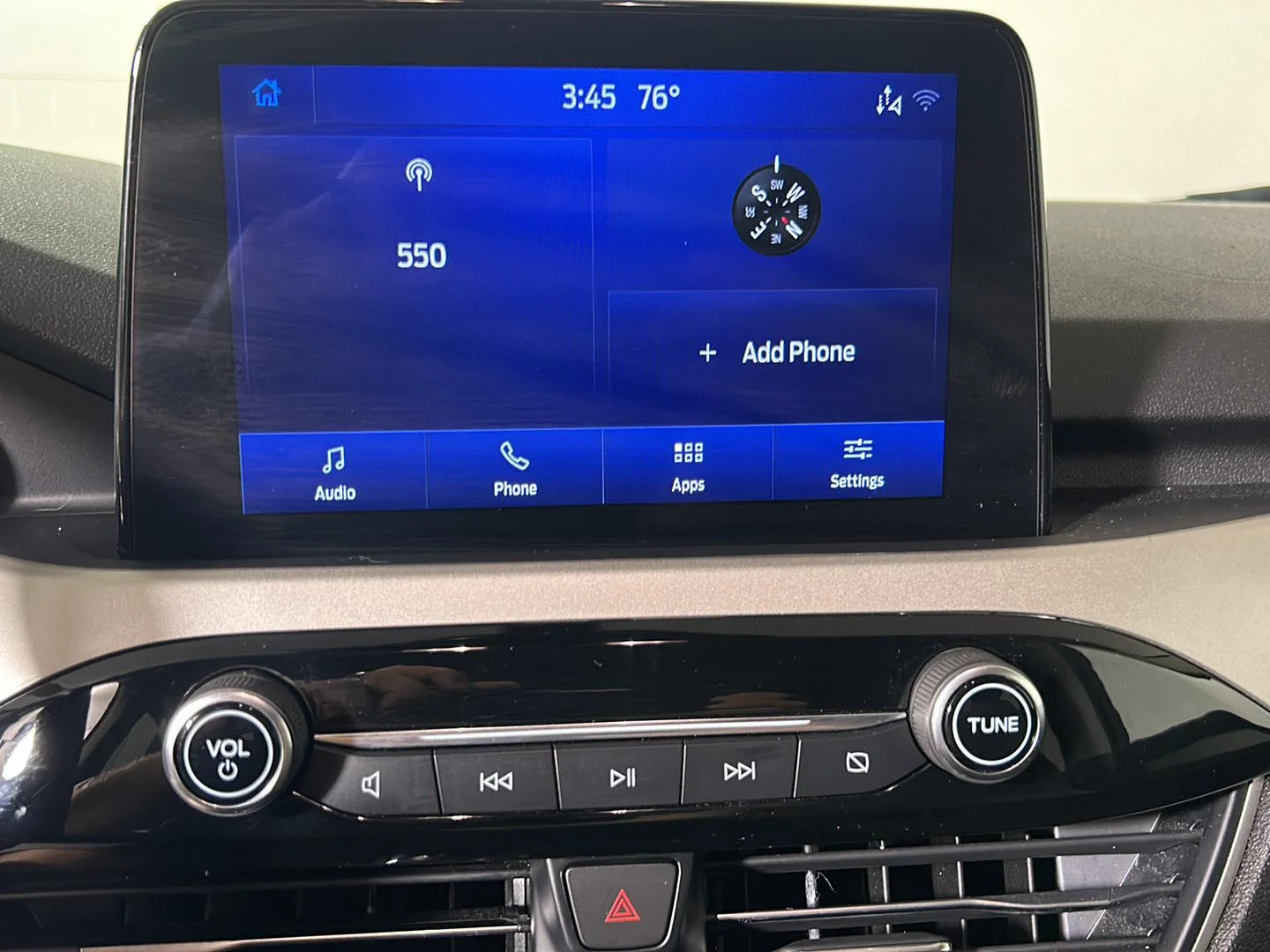 Used 2020 Rapid Red Metallic Tinted Clearcoat Ford SE image 18