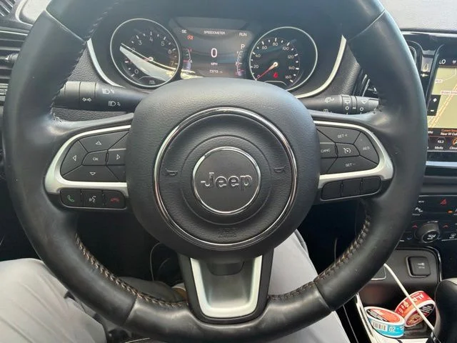 Used 2018 Green Jeep Limited image 17
