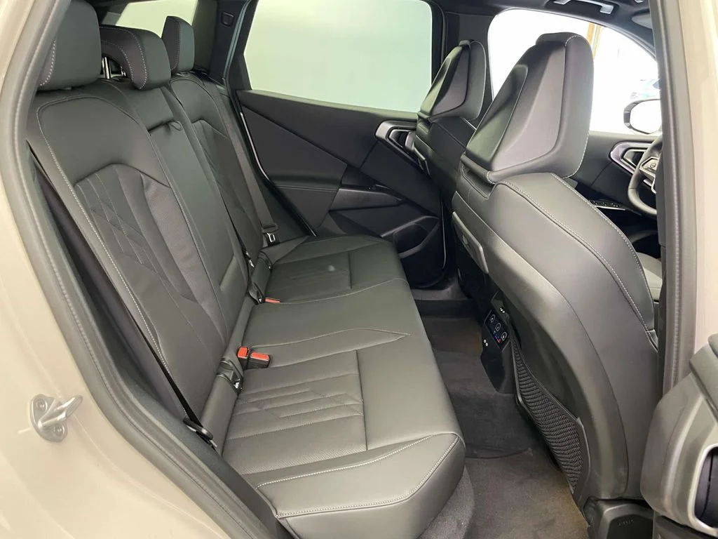 Certified Used 2026 Beige BMW 30 xDrive image 19