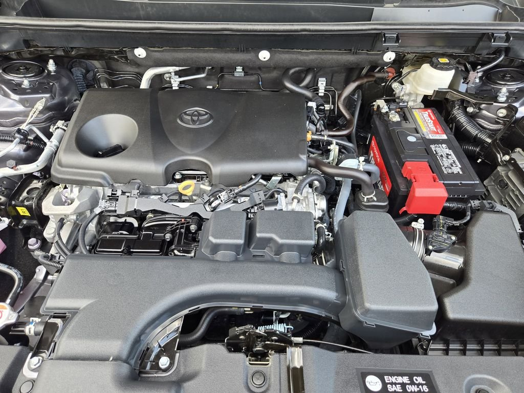 2024 Toyota RAV4 LE - Photo 20
