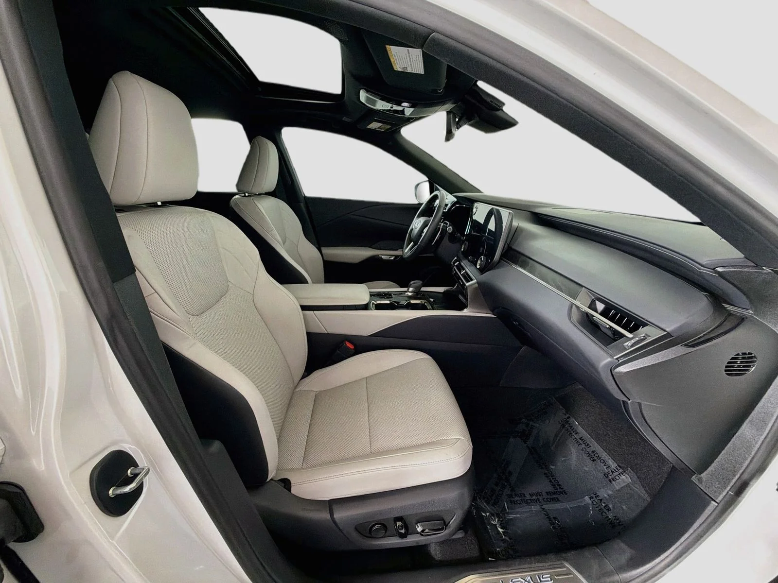 Used 2025 White Pearl Lexus 350h Premium image 33