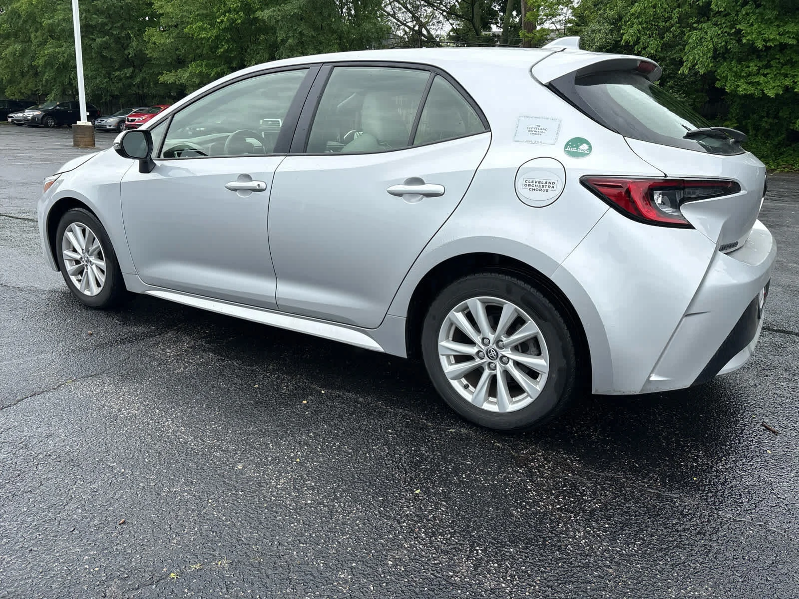 Used 2023 Classic Silver Metallic Toyota SE image 6