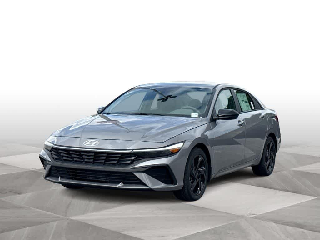 New 2026 Fluid Metal Hyundai SEL Sport image 4