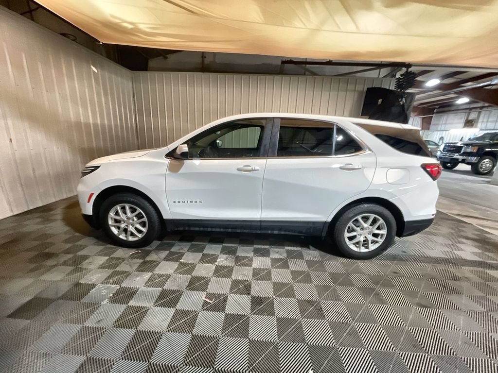 Used 2023 Summit White Chevrolet LT image 5