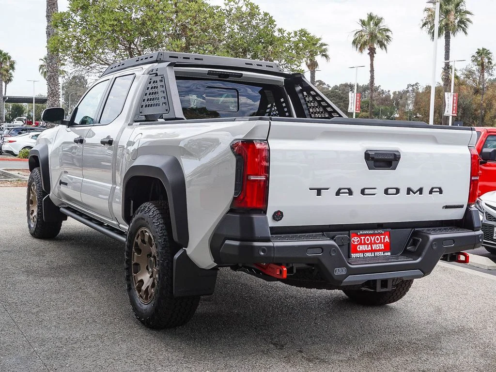 New 2026 White Toyota Trailhunter image 4
