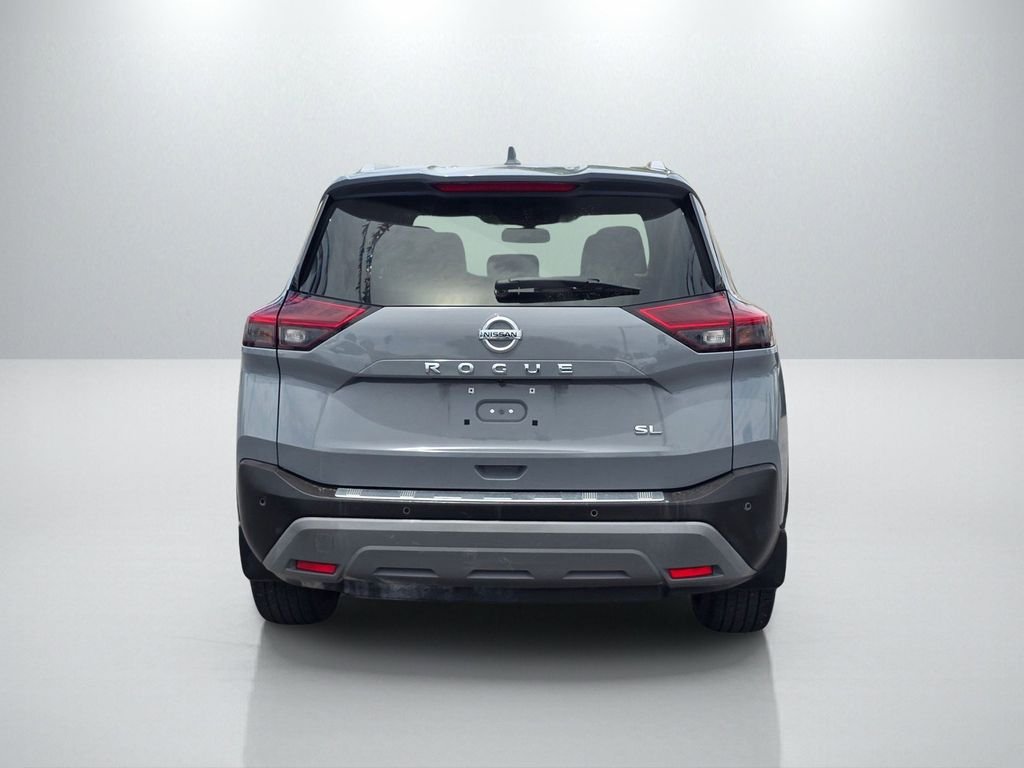 Used 2021 Gray Nissan SL image 6