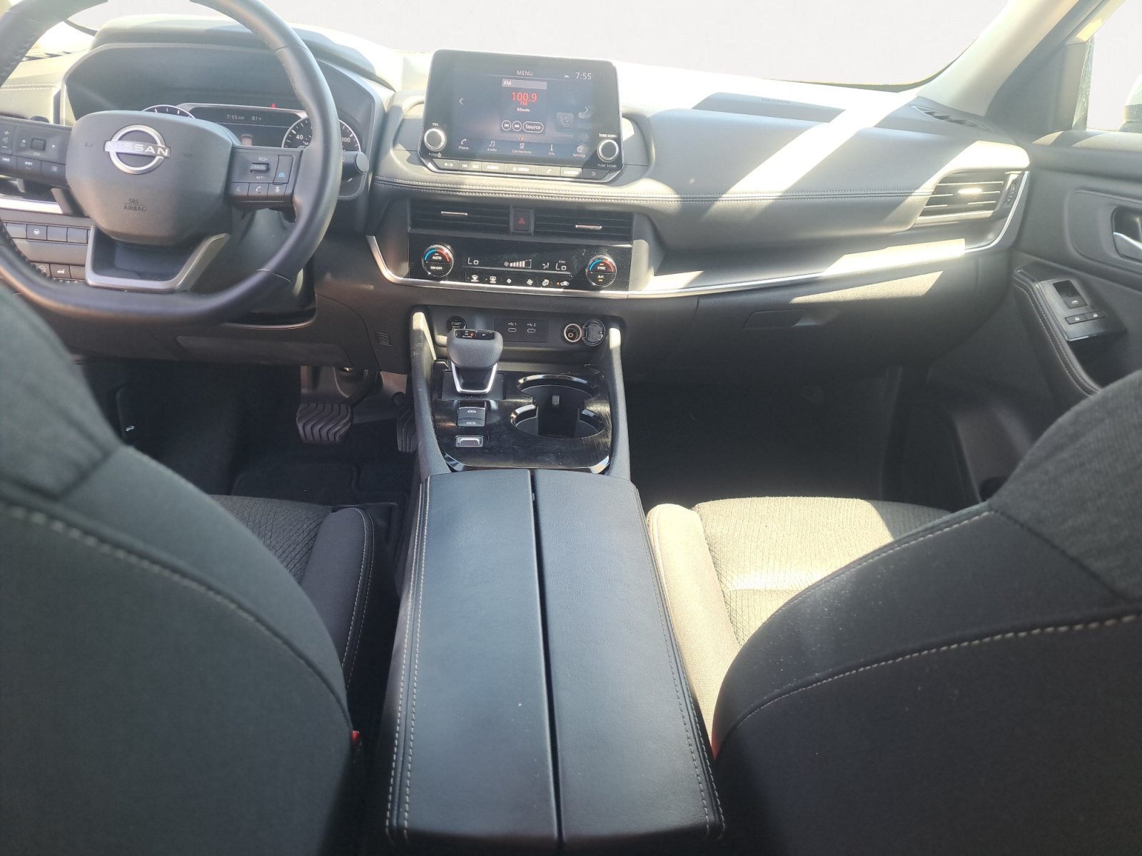 Used 2025 Brilliant Silver Metallic Nissan SV image 3