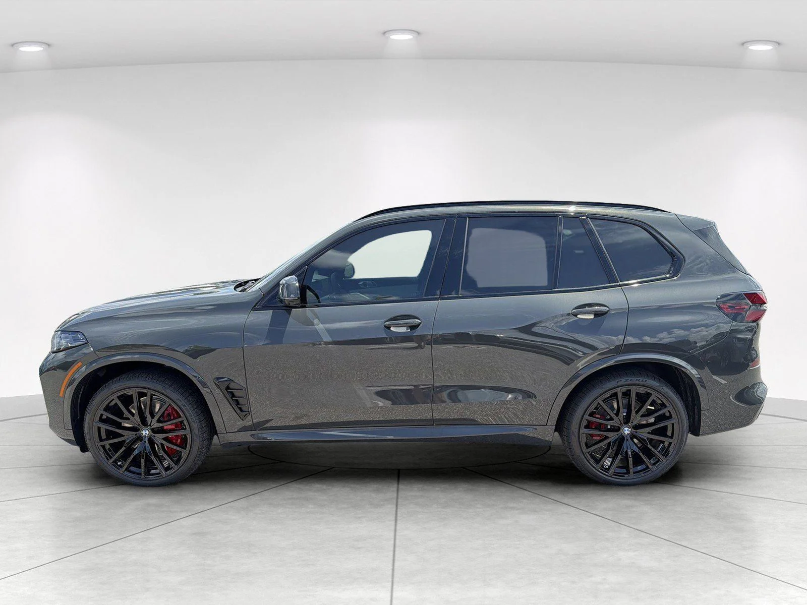 New 2026 Dravit Grey Metallic BMW sDrive40i image 7