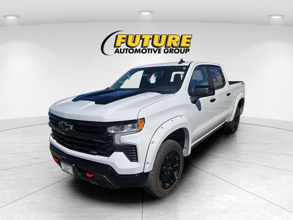 Used 2023 White Chevrolet LT Trail Boss image 3