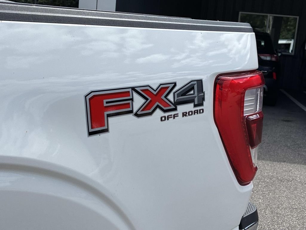 Used 2022 White Ford Lariat image 13