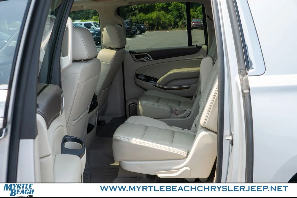 Used 2017 Quicksilver Metallic GMC Denali image 14