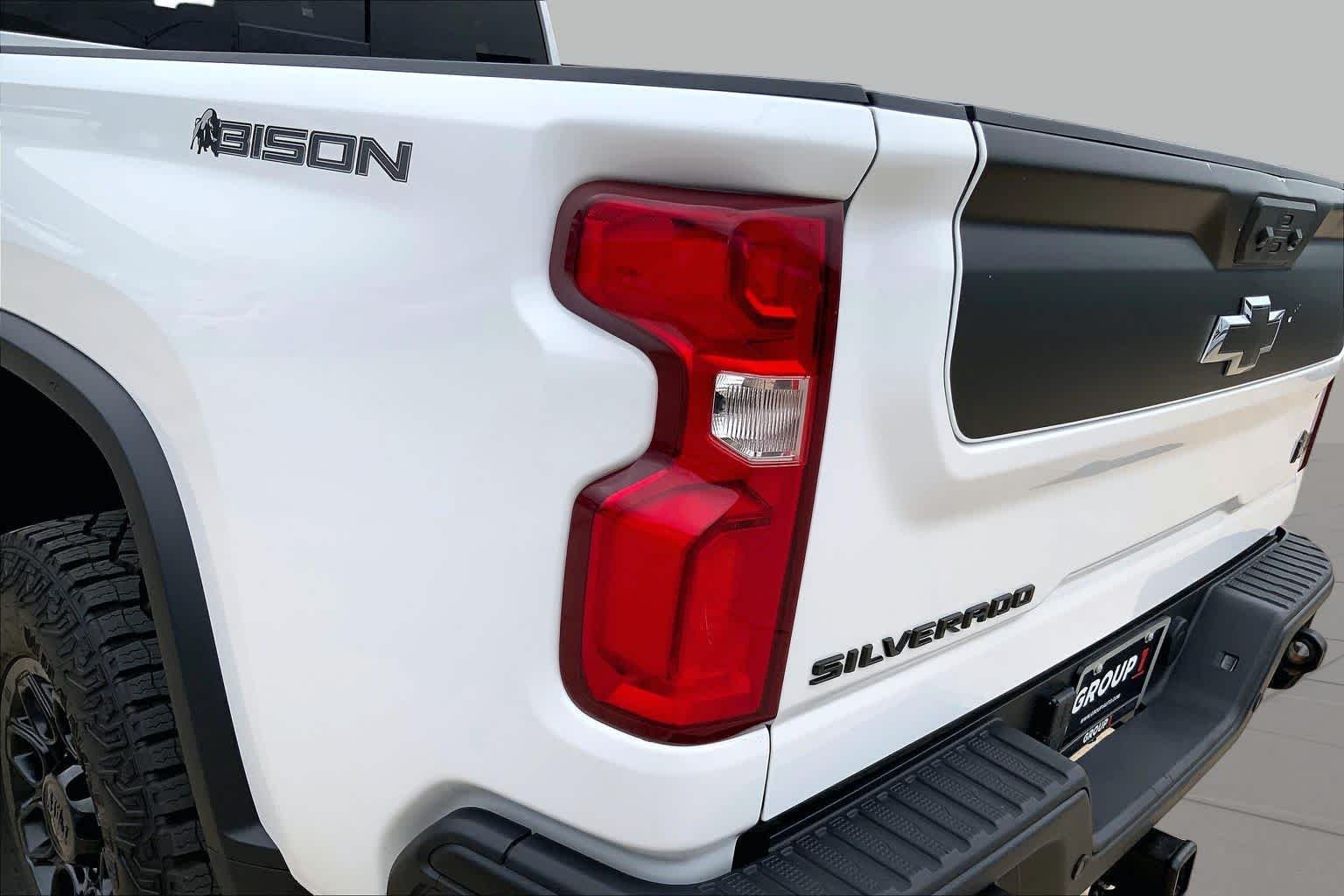 Used 2024 Summit White Chevrolet ZR2 image 28