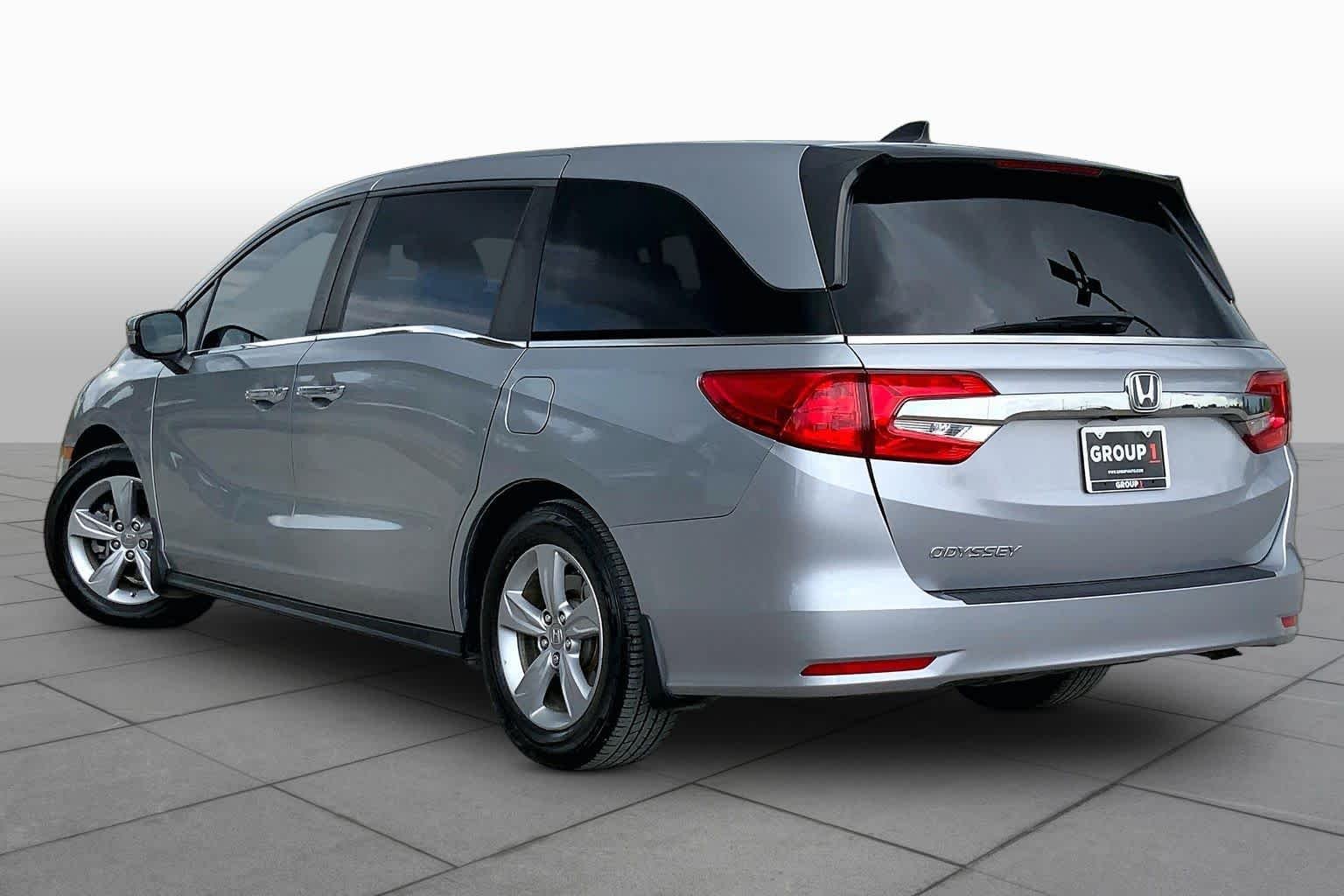 Used 2019 Lunar Silver Metallic Honda EX-L w/Navi/RES image 12
