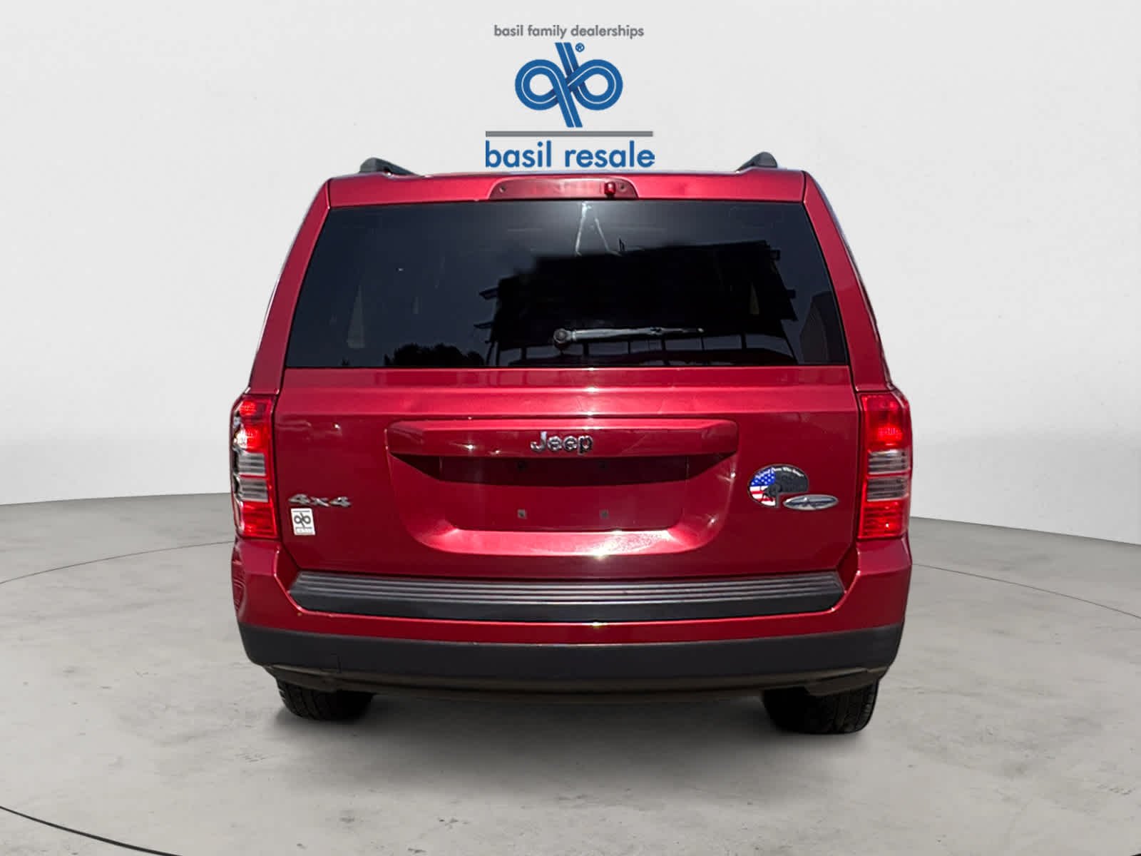 Used 2015 Deep Cherry Red Crystal Pearl Jeep High Altitude image 5
