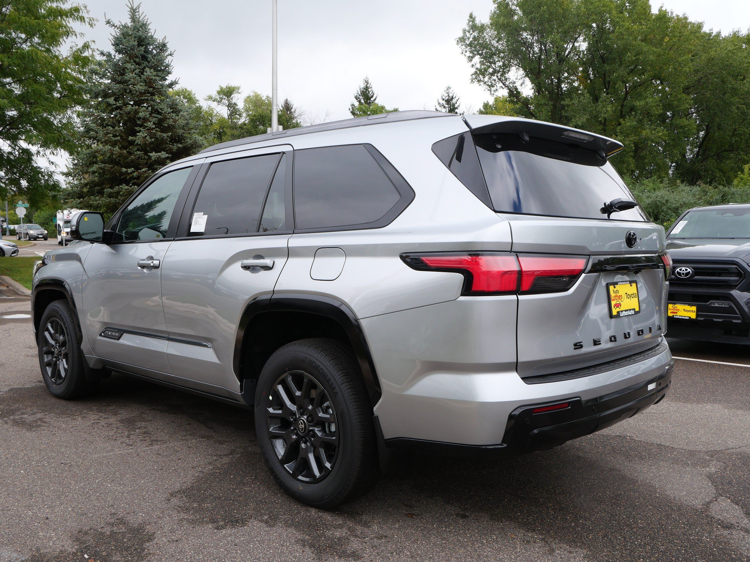 New 2026 Celestial Silver Metallic Toyota  Platinum image 3