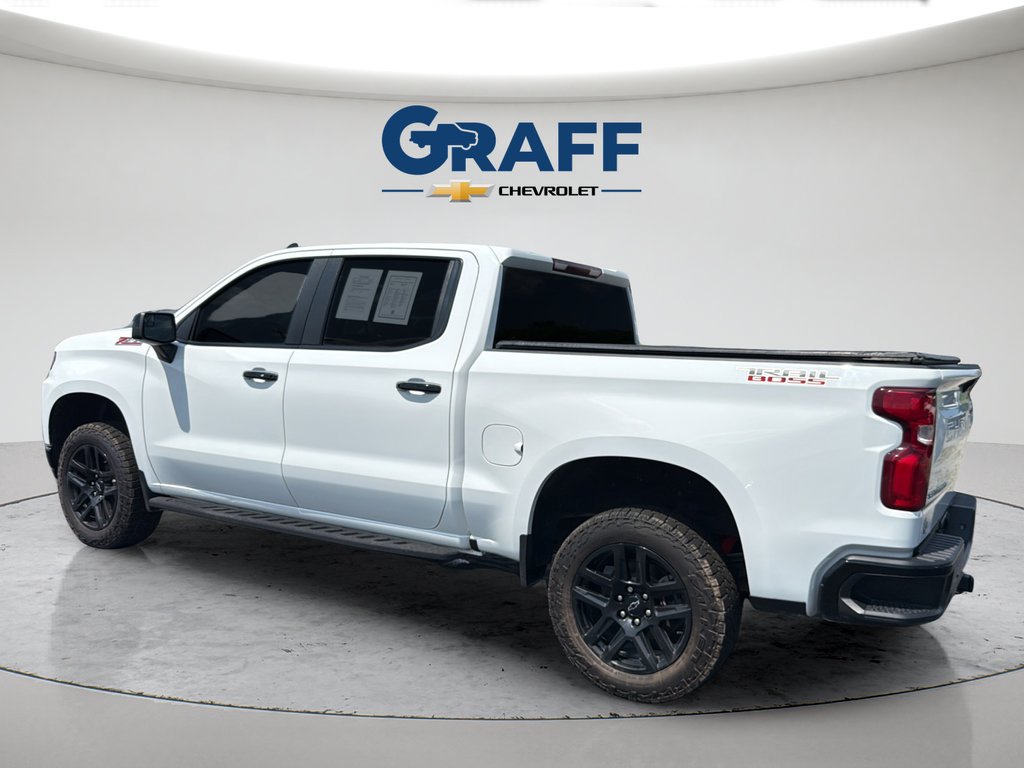 Used 2021 SUMMIT WHITE Chevrolet LT Trail Boss image 4