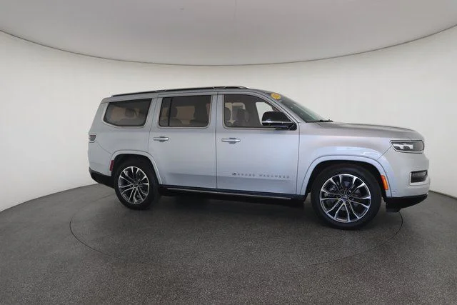 Used 2023 Silver Jeep Series III image 24