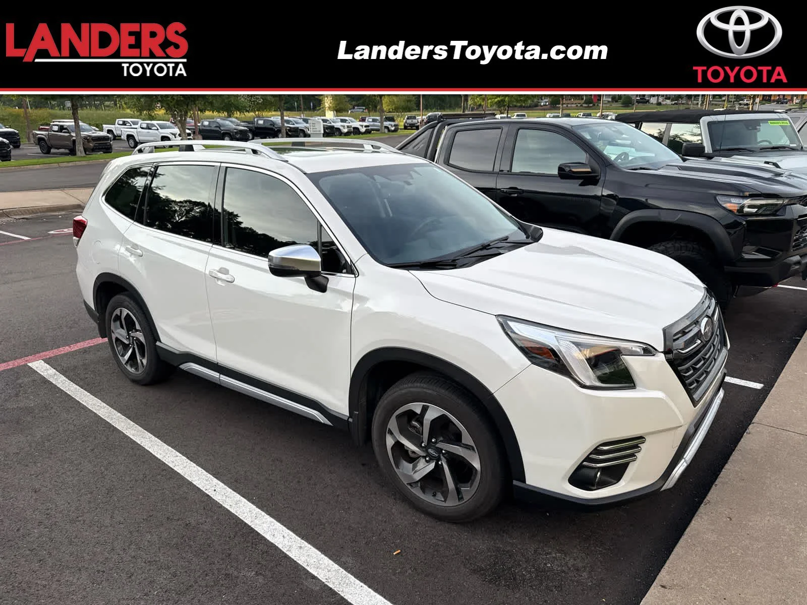 2023 Subaru Forester Touring's photo