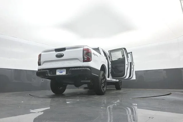 New 2026 Oxford White Ford XLT image 45