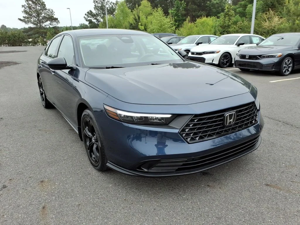 2025 Honda Accord 1.5T SE CVT's photo