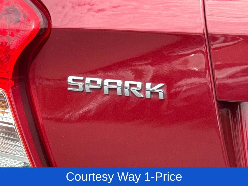 Used 2022 Red Chevrolet LS image 12