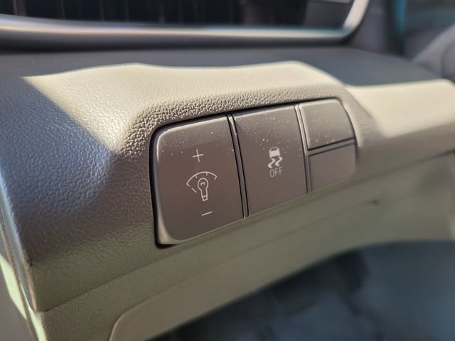 Used 2024 Gray Hyundai SEL image 19