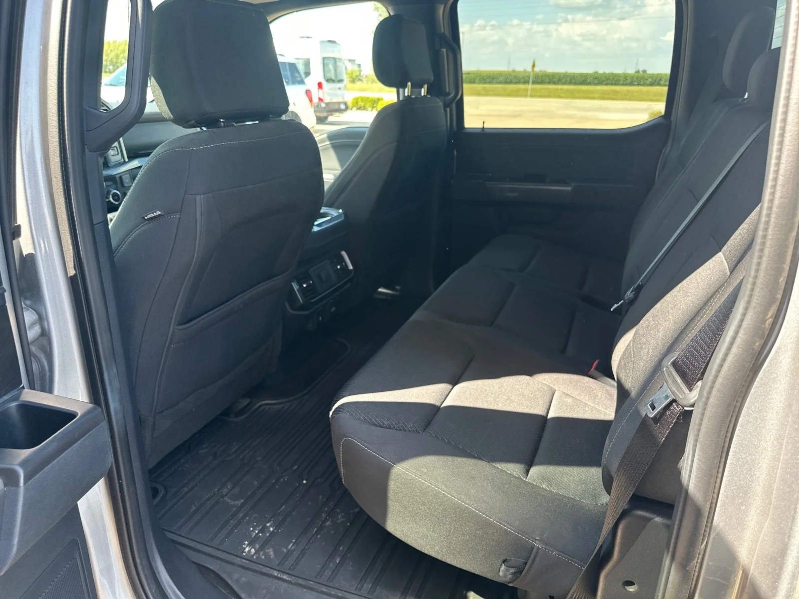 Used 2022 Iconic Silver Metallic Ford XLT image 19