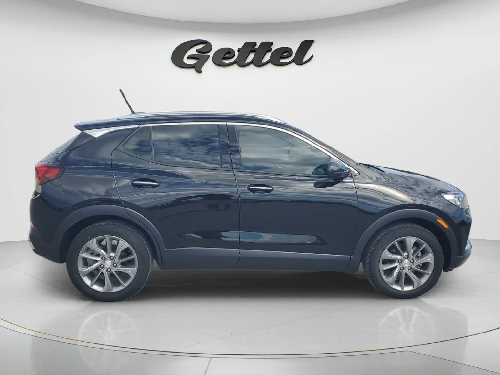 Used 2023 EBONY TWILIGHT METALLIC Buick Essence image 4