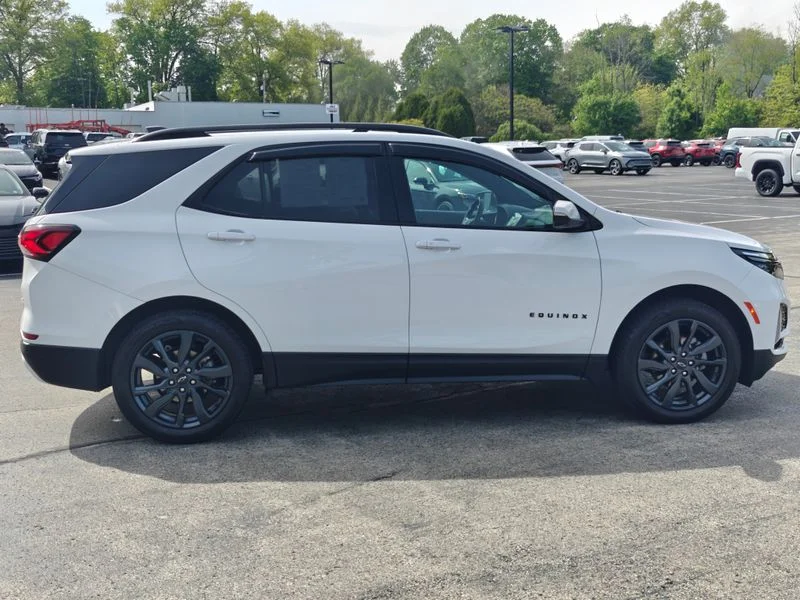 Used 2022 White Chevrolet RS image 5
