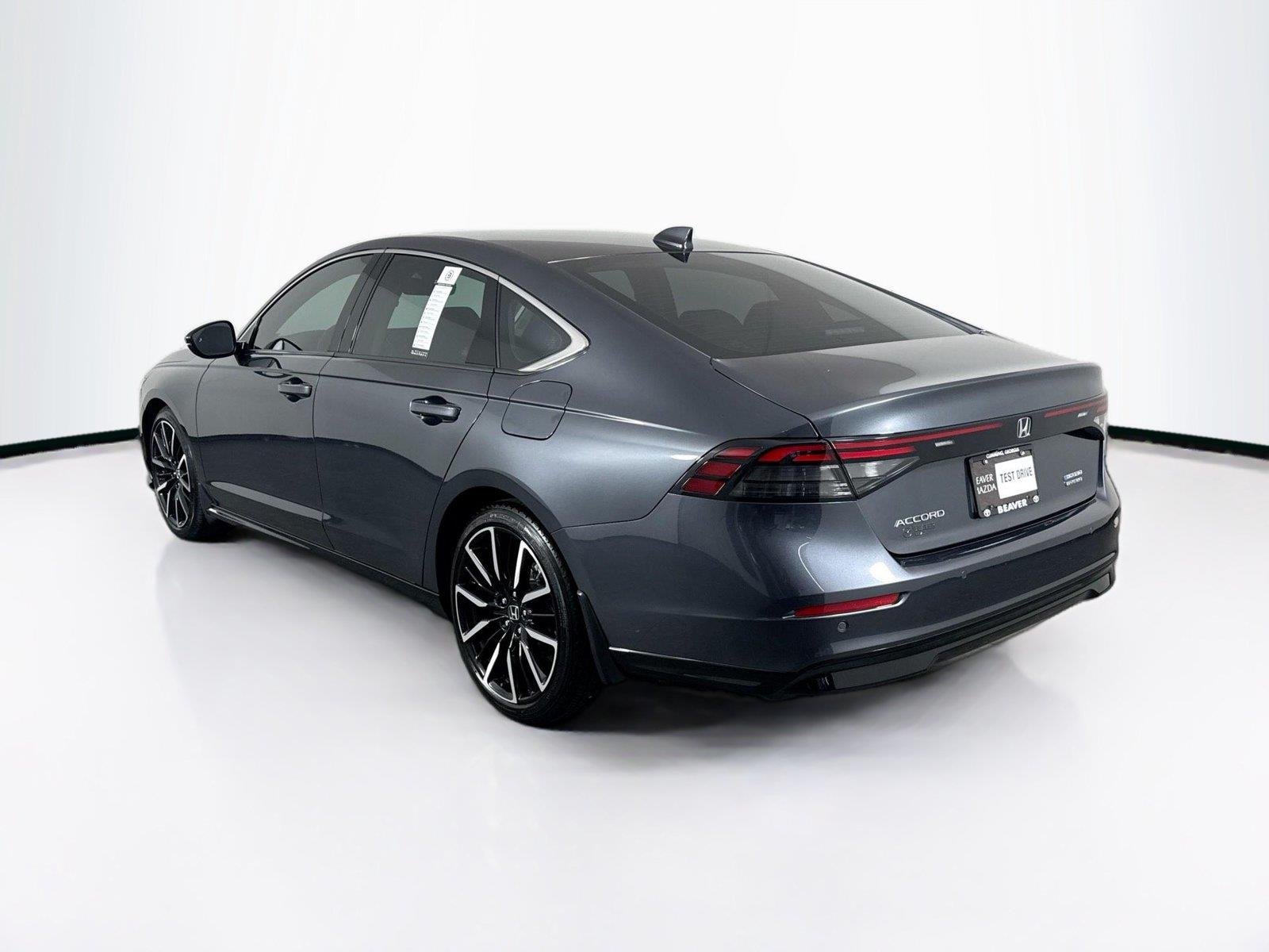 Used 2024 Meteorite Gray Metallic Honda Touring image 13