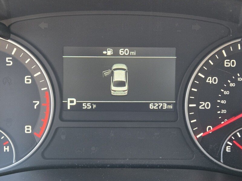Used 2019 Snow White Pearl KIA SX AUTO image 24