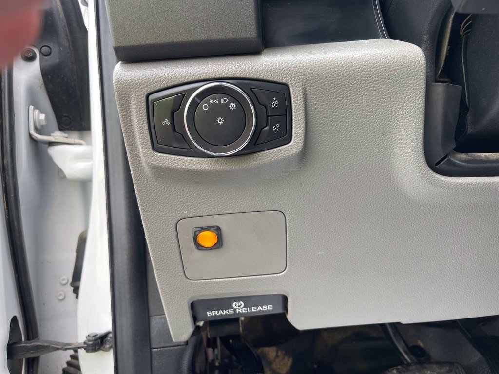Used 2021 White Ford XL image 28
