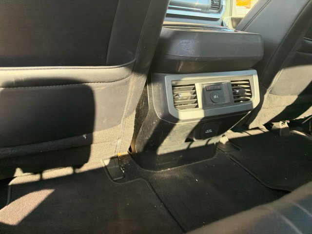 Used 2025 Blue Metallic Ford Lariat image 8