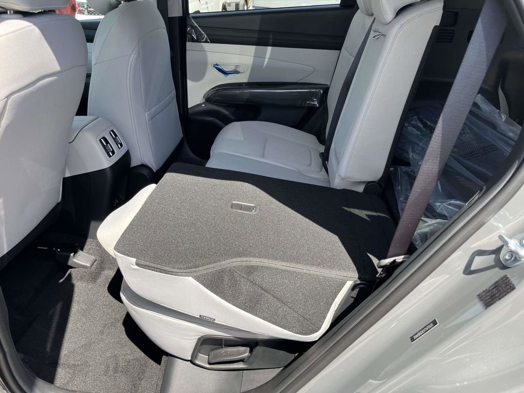 New 2026 Gray Hyundai SEL FWD image 7