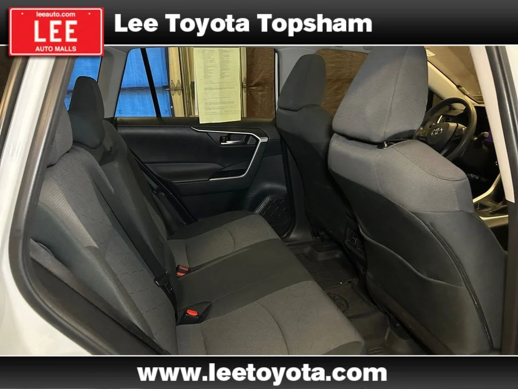 Used 2024 White Toyota XLE image 19