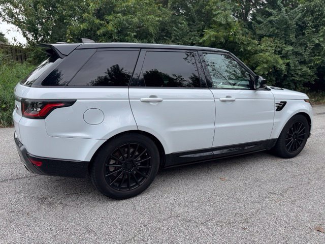 Used 2018 Yulong White Metallic Land Rover HSE image 5