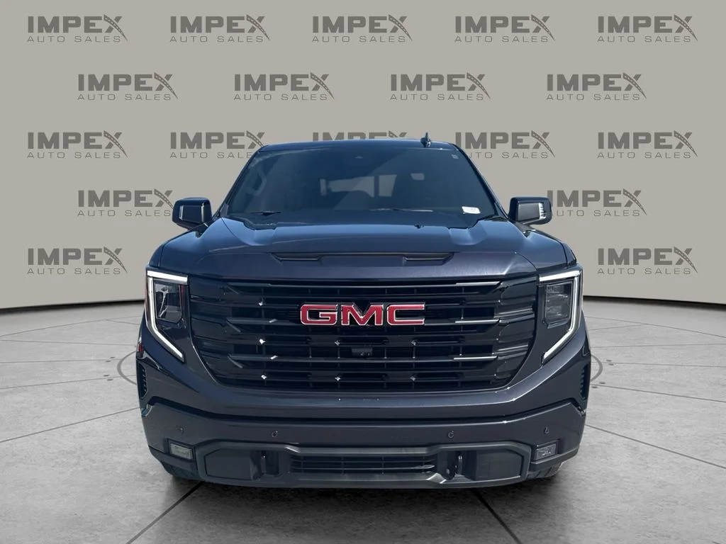 Used 2025 Silver GMC Elevation image 7