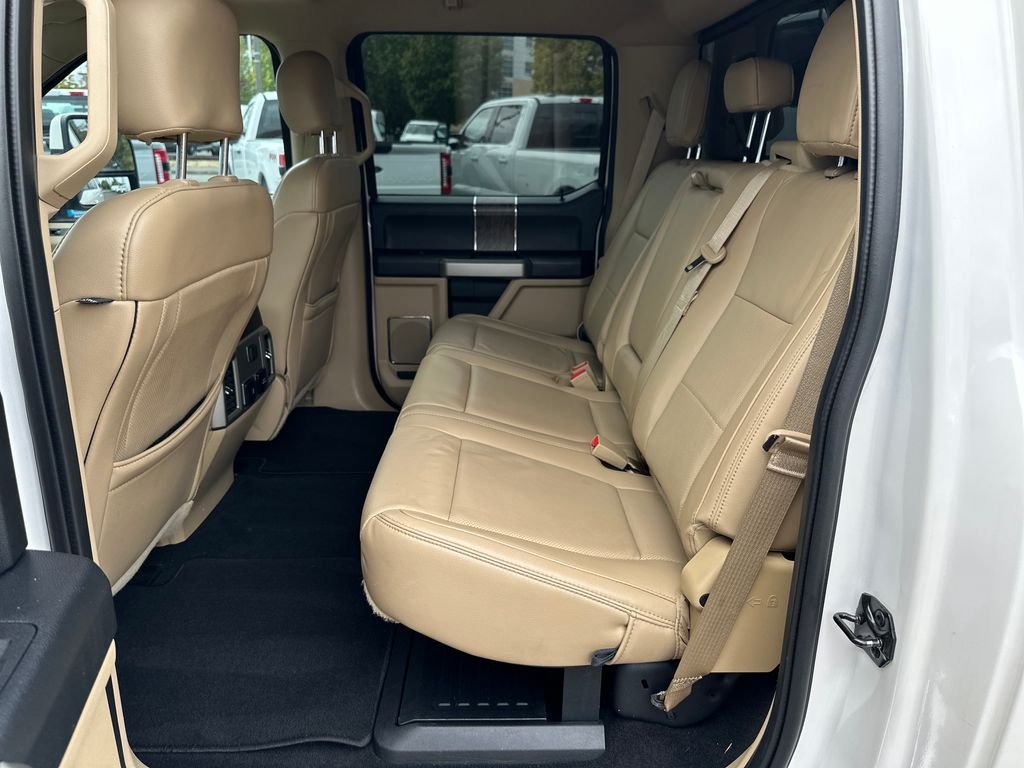 Used 2019 White Ford Lariat image 18