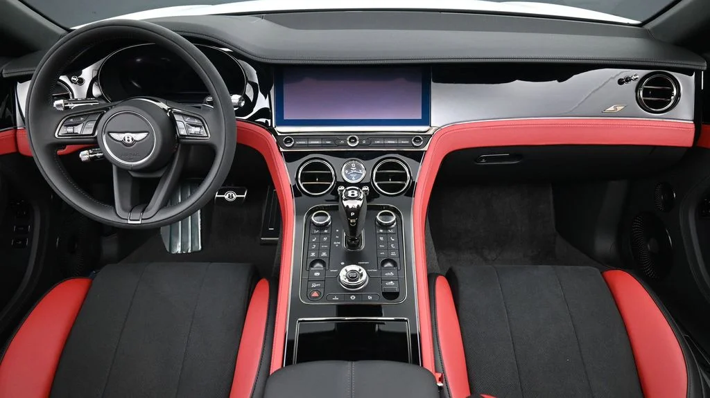 New 2026 White Bentley  image 4
