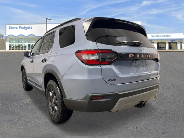 New 2026 Sonic Gray Pearl Honda TrailSport image 4
