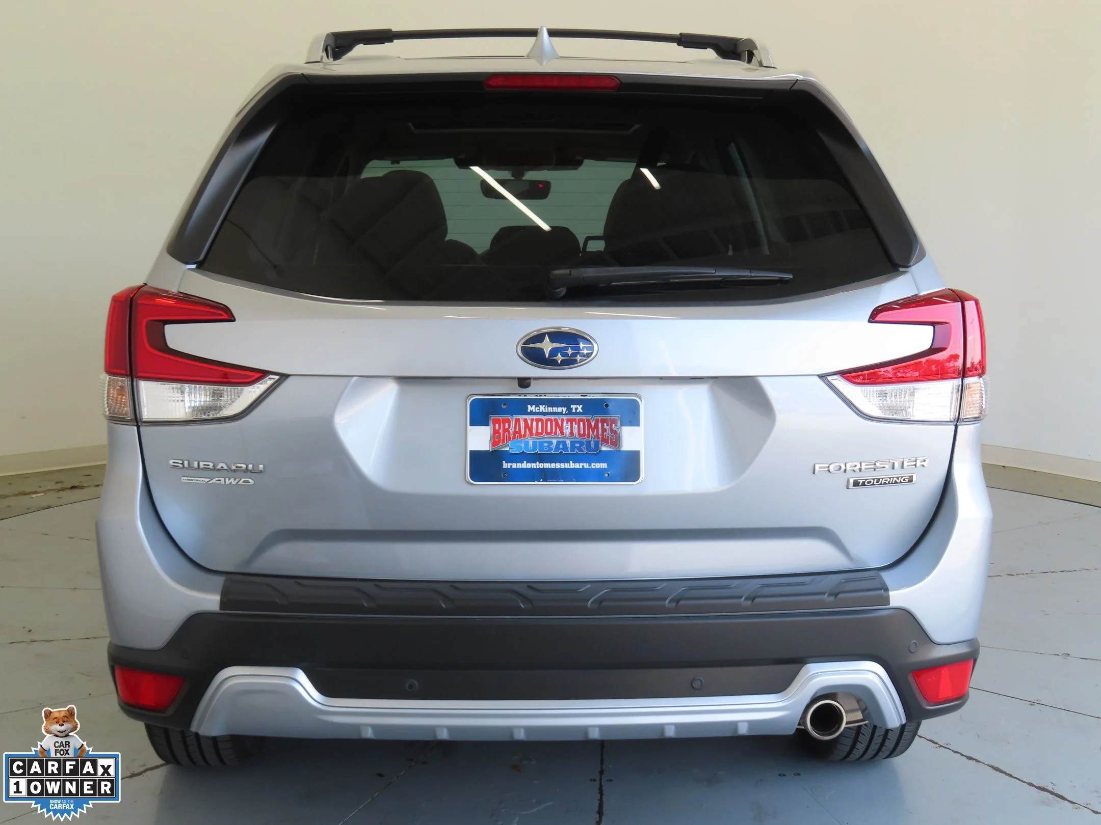 Used 2023 Silver Subaru Touring image 4