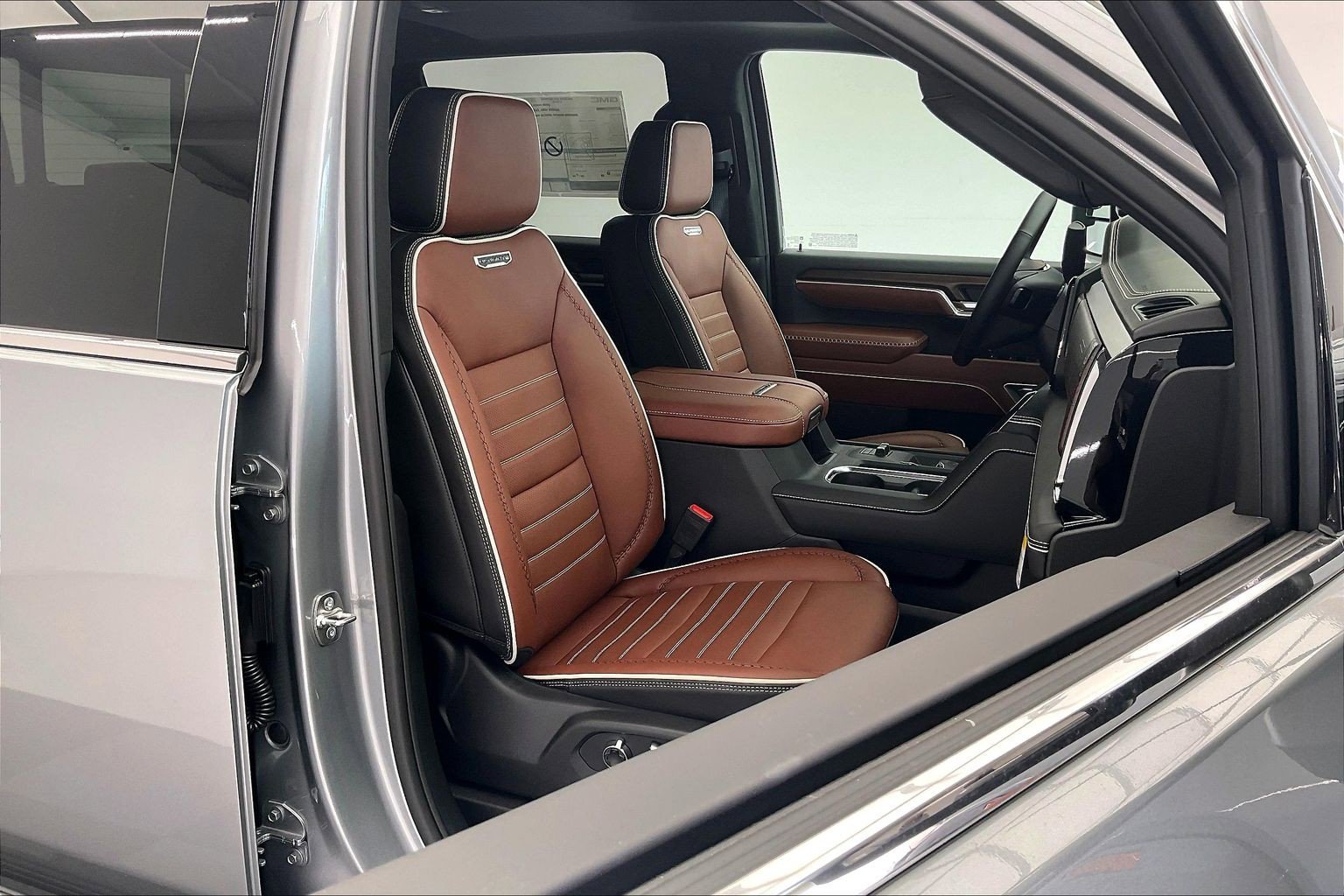 2026 GMC Sierra 2500HD Denali Ultimate - Photo 9