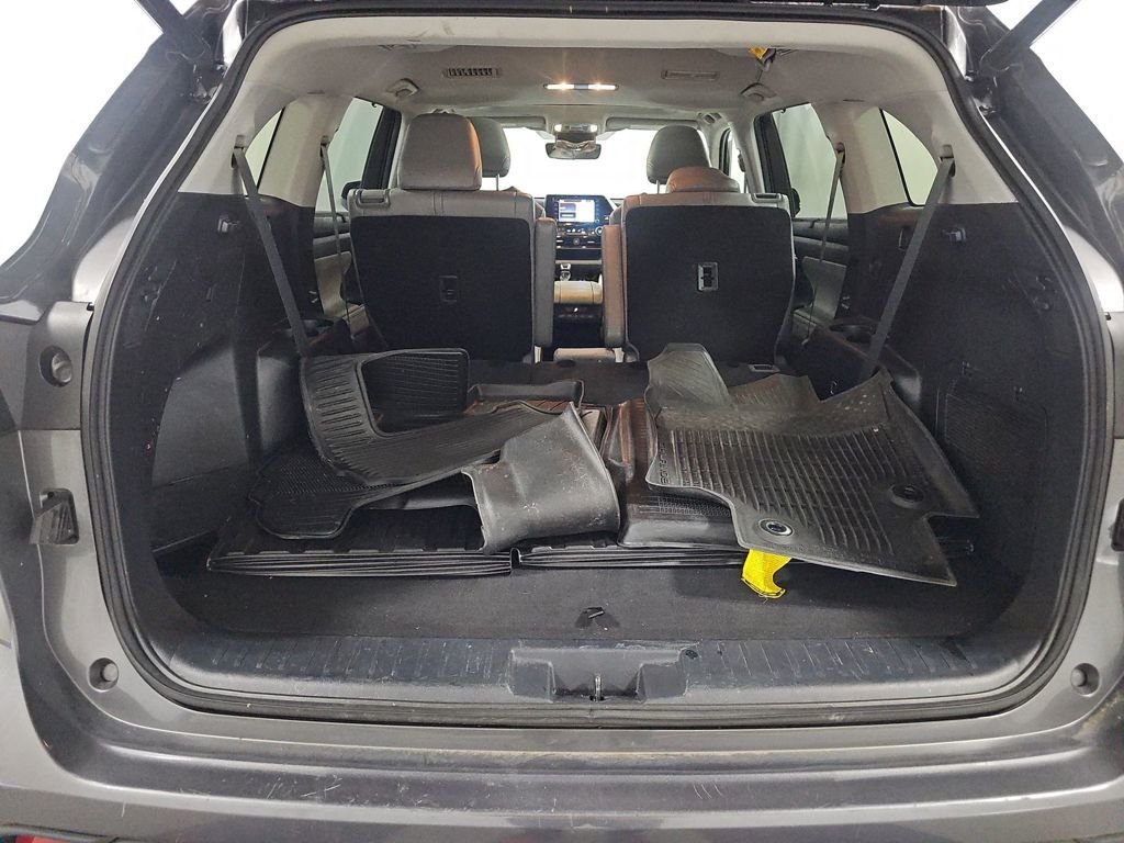 Used 2022 Gray Toyota XLE image 12