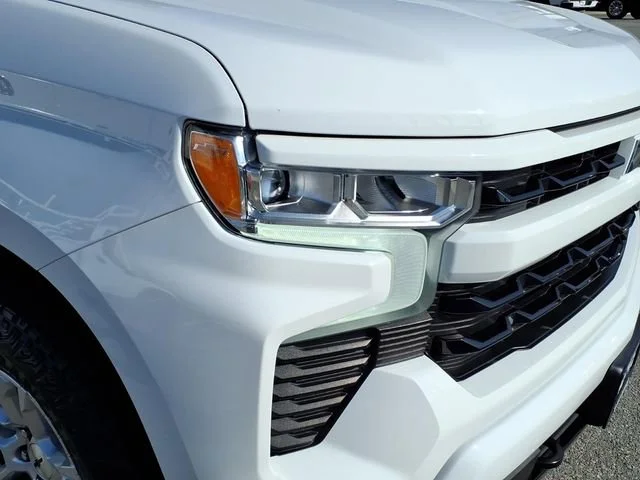 Used 2023 Summit White Chevrolet RST image 2
