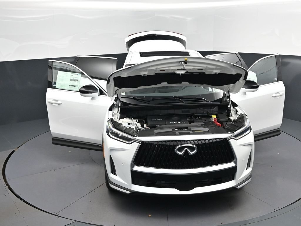 New 2027 RADIANT WHITE INFINITI Luxe FWD image 53