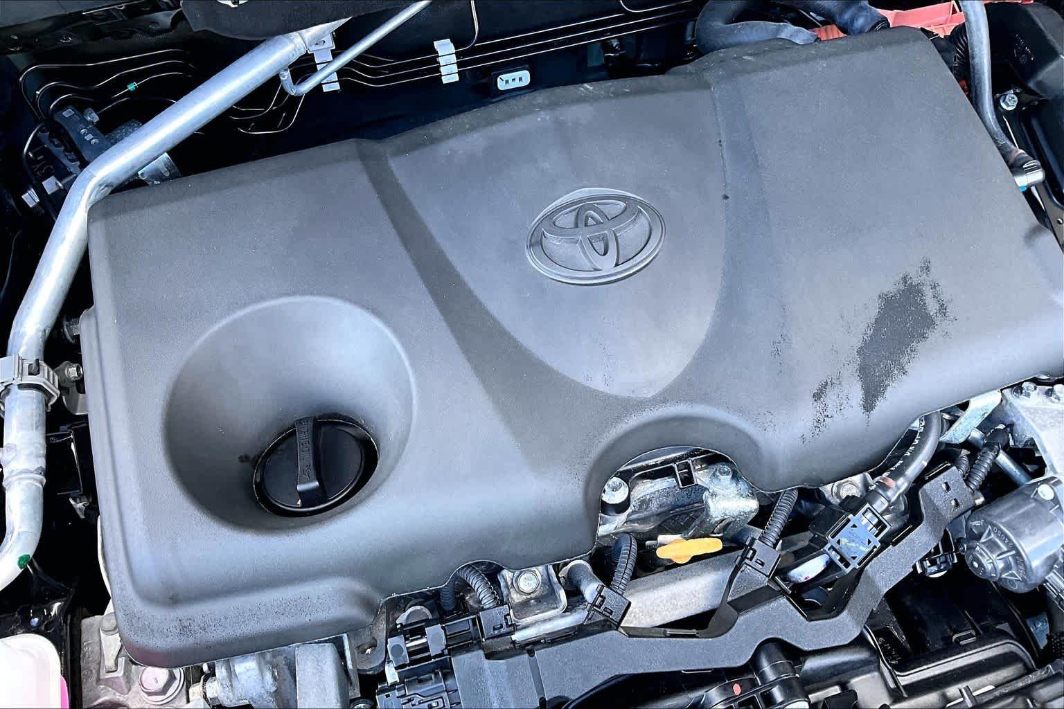 Used 2025 Blueprint Toyota Hybrid XLE image 31